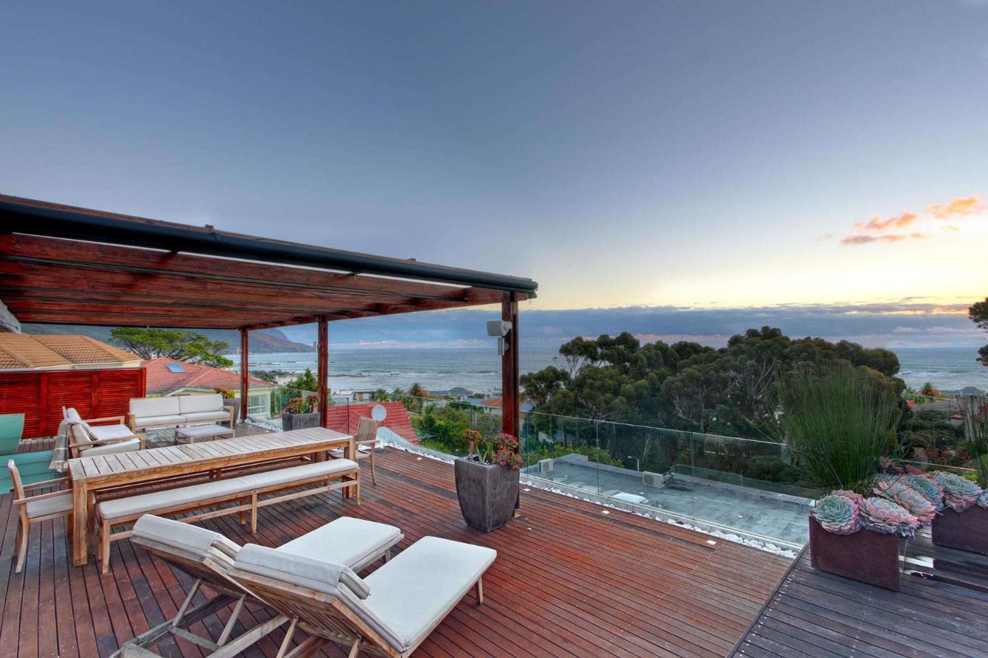 Sea View 3bed W Pool Near Beaches Glen Sunsets Cape Town