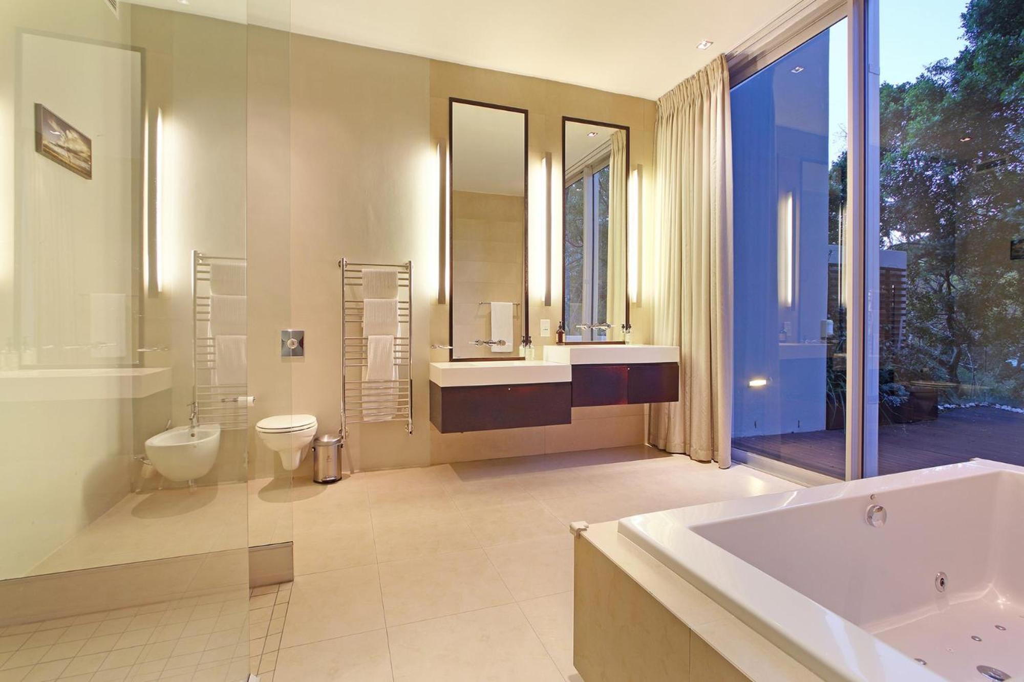 Sea View 3bed W Pool Near Beaches Glen Sunsets Apartment